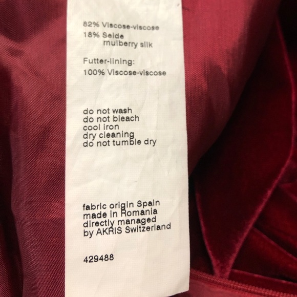 NWT Akris Punto Red Velvet V-Neck Midi Dress Sz 2 - Picture 16 of 16